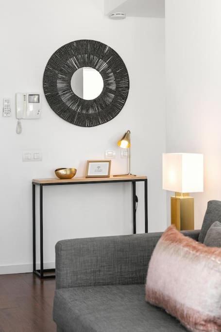 Lisbon Metro Apartment Bagian luar foto