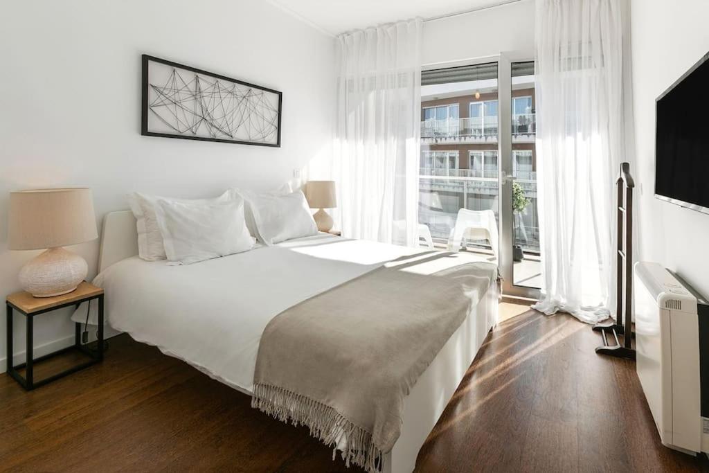 Lisbon Metro Apartment Bagian luar foto