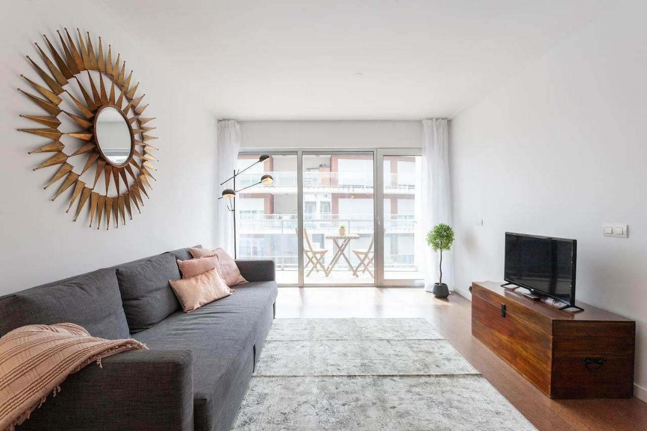 Lisbon Metro Apartment Bagian luar foto